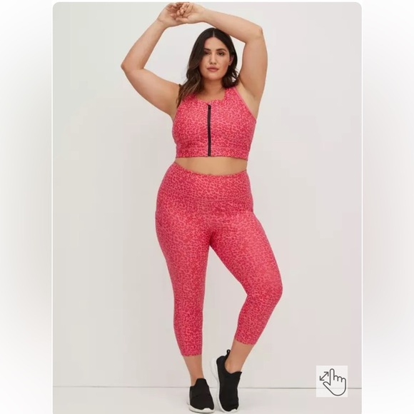 Torrid‎ Active Performance Core Crop Leggings 3x V Day Pink Leopard Plus Size - Picture 1 of 10